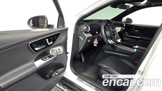 Mercedes-Benz GLC-Class 2025 — photo 13