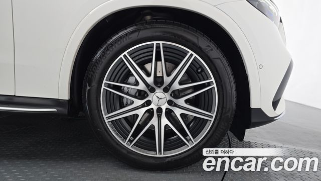 Mercedes-Benz GLC-Class 2025 — photo 7