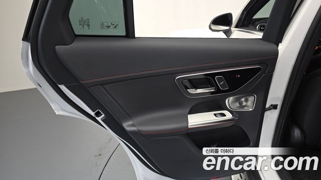 Mercedes-Benz GLC-Class 2025 — photo 15