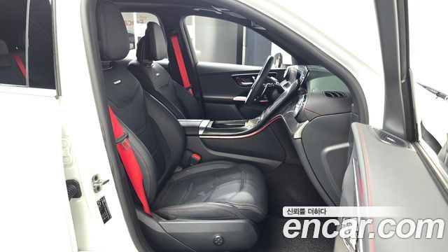 Mercedes-Benz GLC-Class 2025 — photo 16