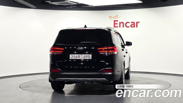 Kia Sorento 2016 — photo 4