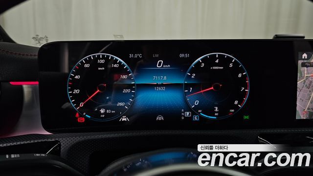 Mercedes-Benz CLA-Class 2023 — photo 11