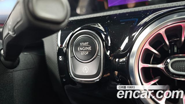 Mercedes-Benz CLA-Class 2023 — photo 25