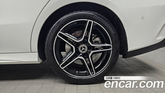 Mercedes-Benz CLA-Class 2023 — photo 7