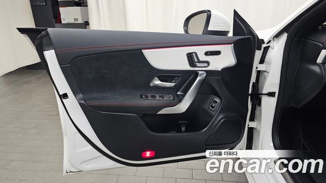 Mercedes-Benz CLA-Class 2023 — photo 14