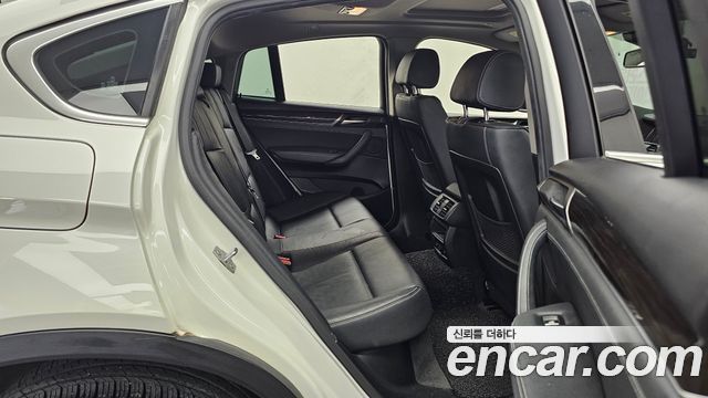 BMW X4 2015 — photo 11