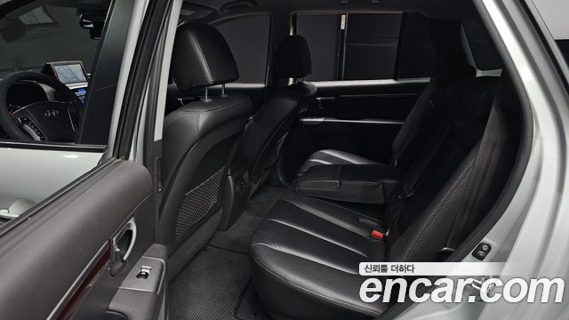 Hyundai Santafe 2010 — photo 11