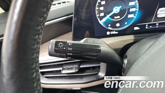 Kia K8 2022 — photo 28