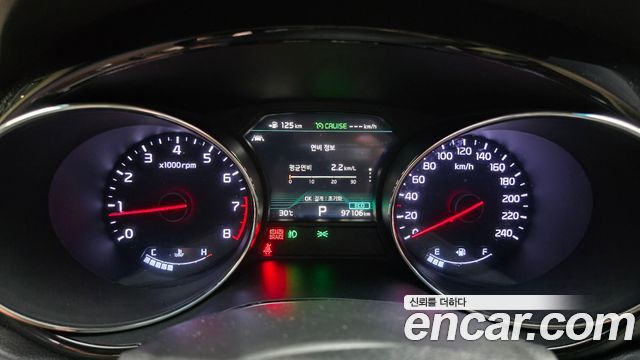 Kia Canival 2019 — photo 11