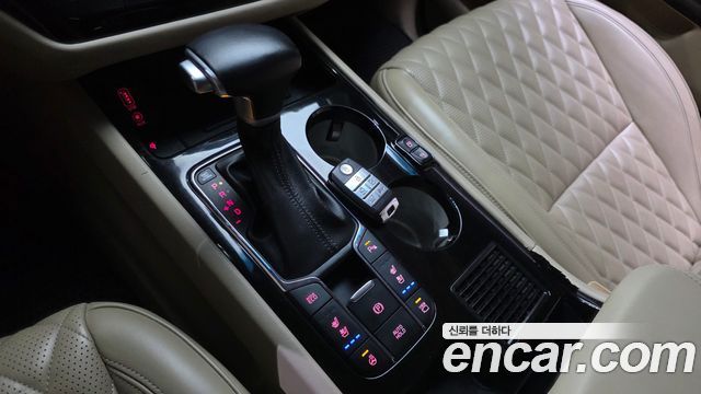 Kia Canival 2019 — photo 12