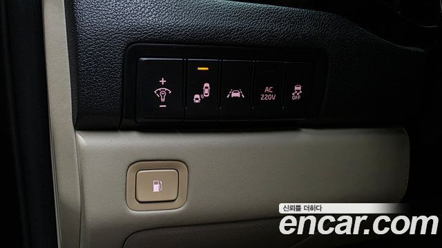Kia Canival 2019 — photo 25