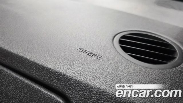 Kia Canival 2019 — photo 28