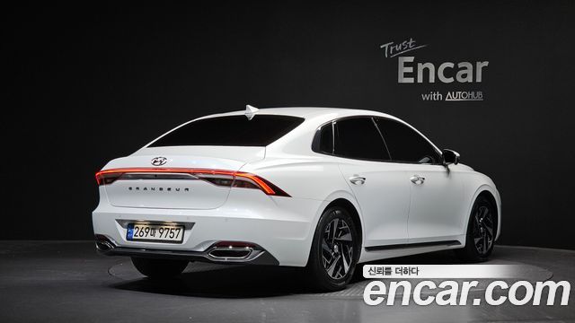 Hyundai Grandeur 2022 — photo 2