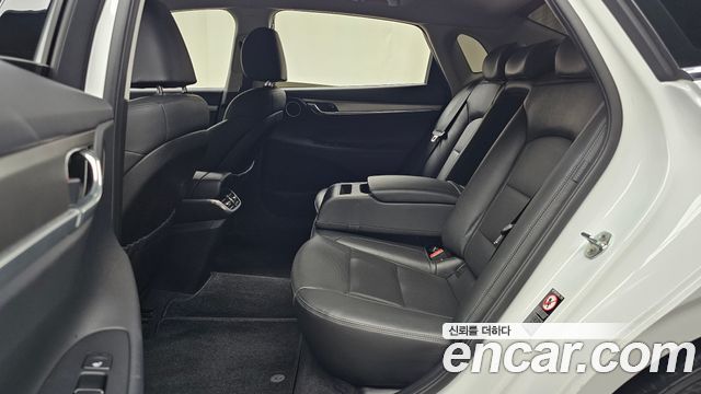 Hyundai Grandeur 2022 — photo 18