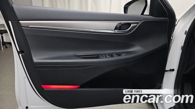 Hyundai Grandeur 2022 — photo 14