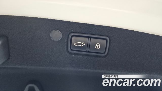 Hyundai Grandeur 2022 — photo 32
