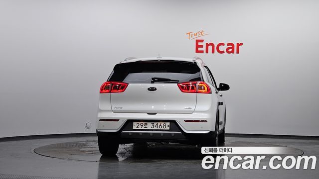 Kia Niro 2018 — photo 4