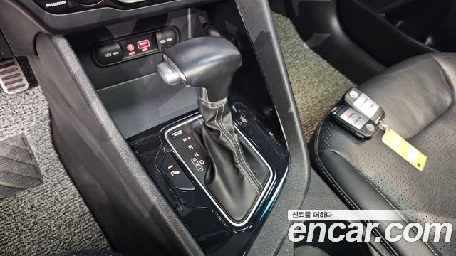 Kia Niro 2018 — photo 12