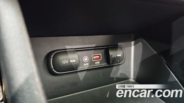Kia Niro 2018 — photo 18
