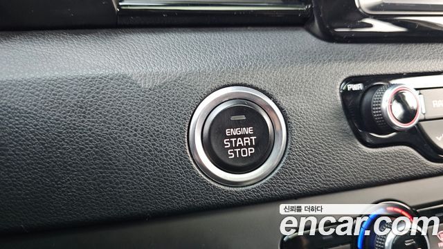 Kia Niro 2018 — photo 25