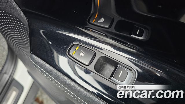 Kia Niro 2018 — photo 26