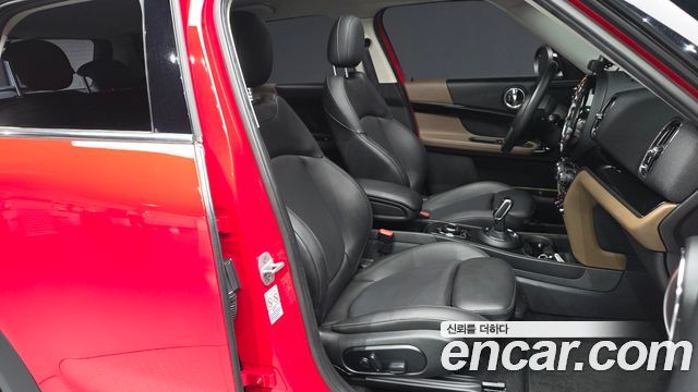 Mini Countryman 2019 — photo 17
