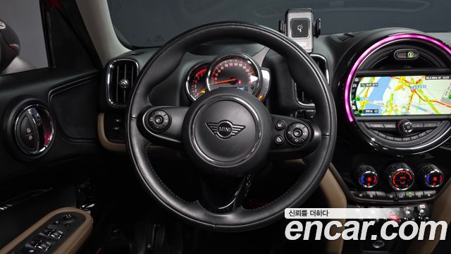 Mini Countryman 2019 — photo 19