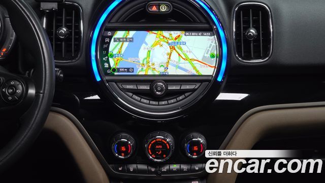 Mini Countryman 2019 — photo 20