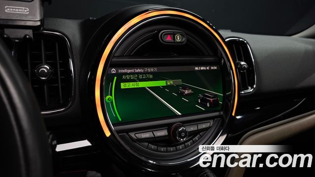 Mini Countryman 2019 — photo 22