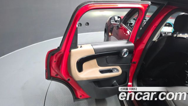 Mini Countryman 2019 — photo 15