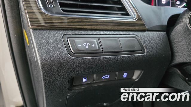 Hyundai Sonata 2016 — photo 13