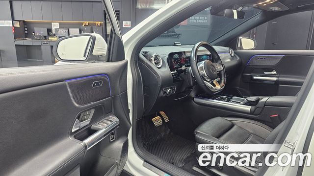 Mercedes-Benz EQA 2022 — photo 13