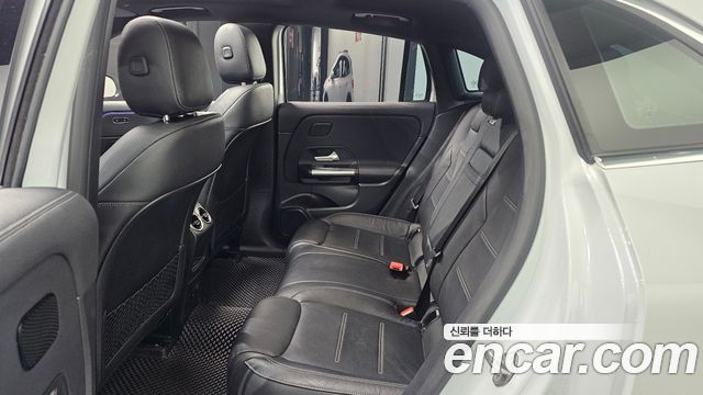 Mercedes-Benz EQA 2022 — photo 17