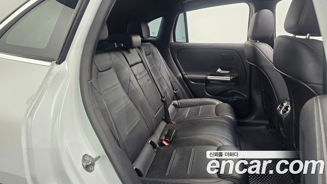 Mercedes-Benz EQA 2022 — photo 18