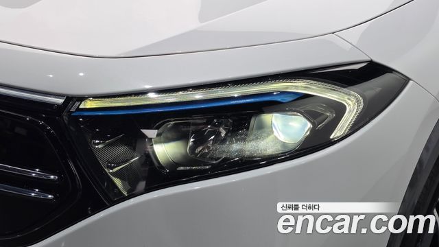 Mercedes-Benz EQA 2022 — photo 8