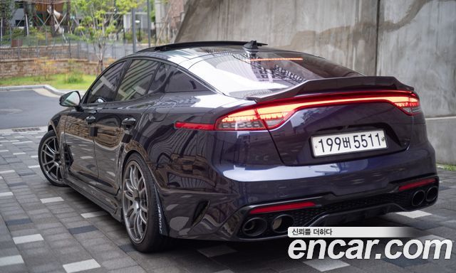 Kia Stinger 2018 — photo 2