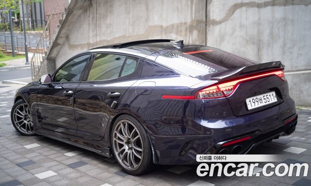 Kia Stinger 2018 — photo 16