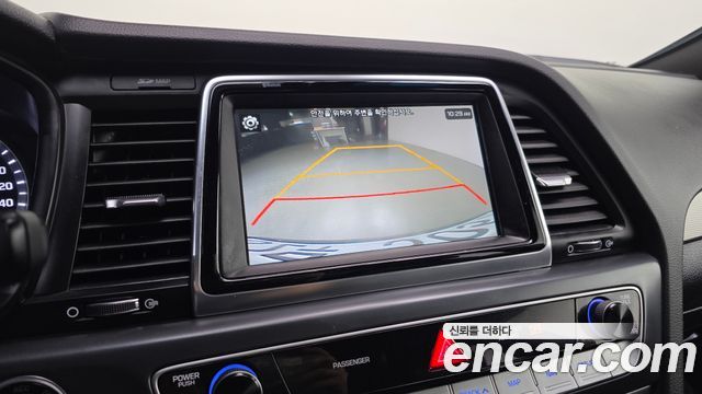 Hyundai Sonata 2018 — photo 17