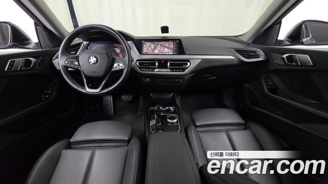 BMW 2-Series 2020 — photo 10