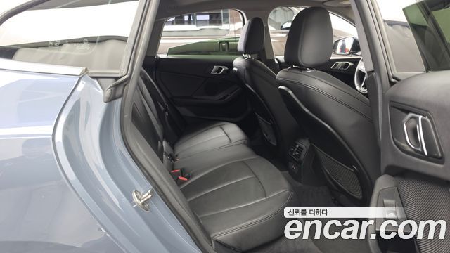 BMW 2-Series 2020 — photo 18