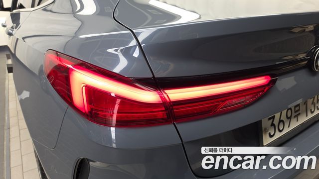 BMW 2-Series 2020 — photo 9