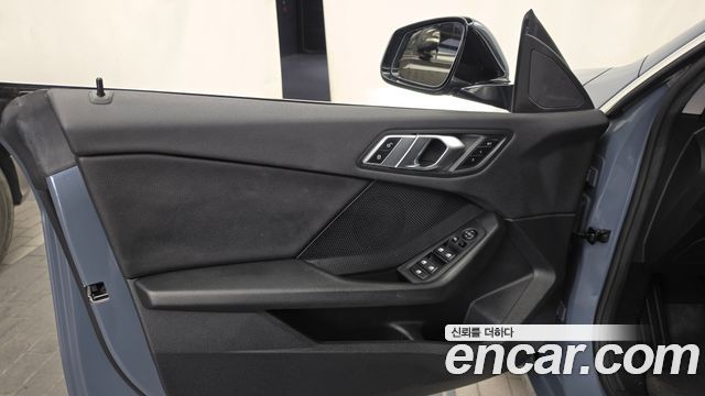 BMW 2-Series 2020 — photo 14