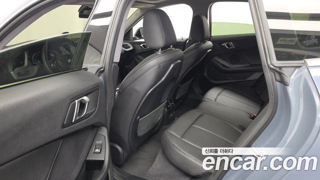BMW 2-Series 2020 — photo 16