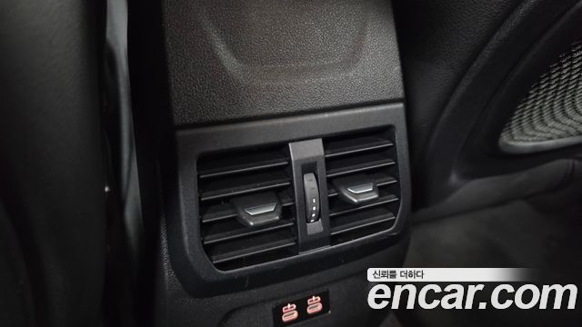 BMW 2-Series 2020 — photo 31