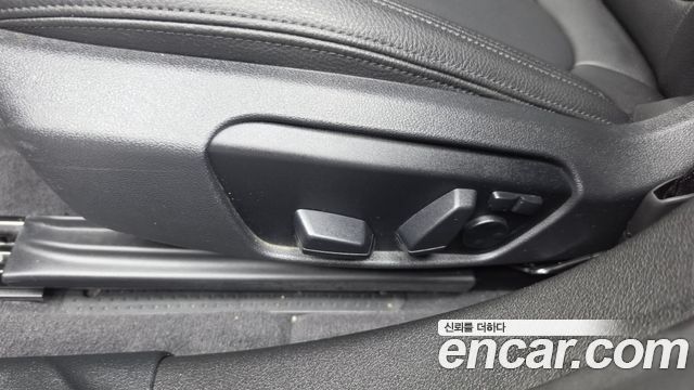 BMW 2-Series 2020 — photo 32