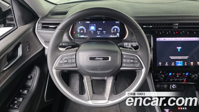 Jeep Cherokee 2023 — photo 19