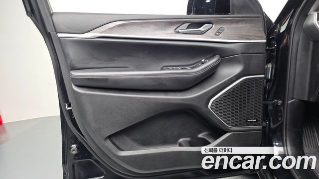 Jeep Cherokee 2023 — photo 14