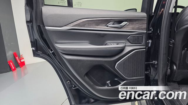 Jeep Cherokee 2023 — photo 15