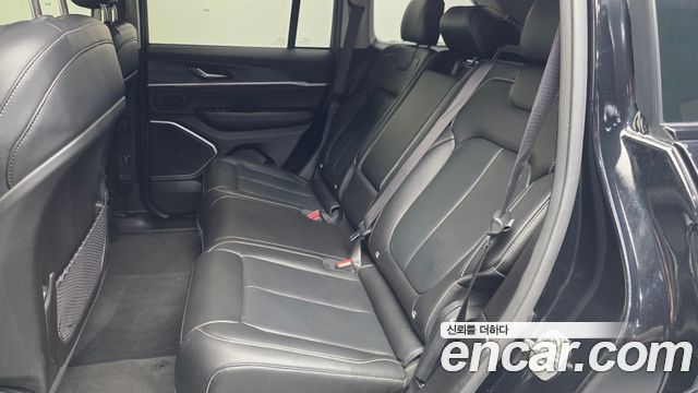 Jeep Cherokee 2023 — photo 16