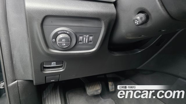 Jeep Cherokee 2023 — photo 31